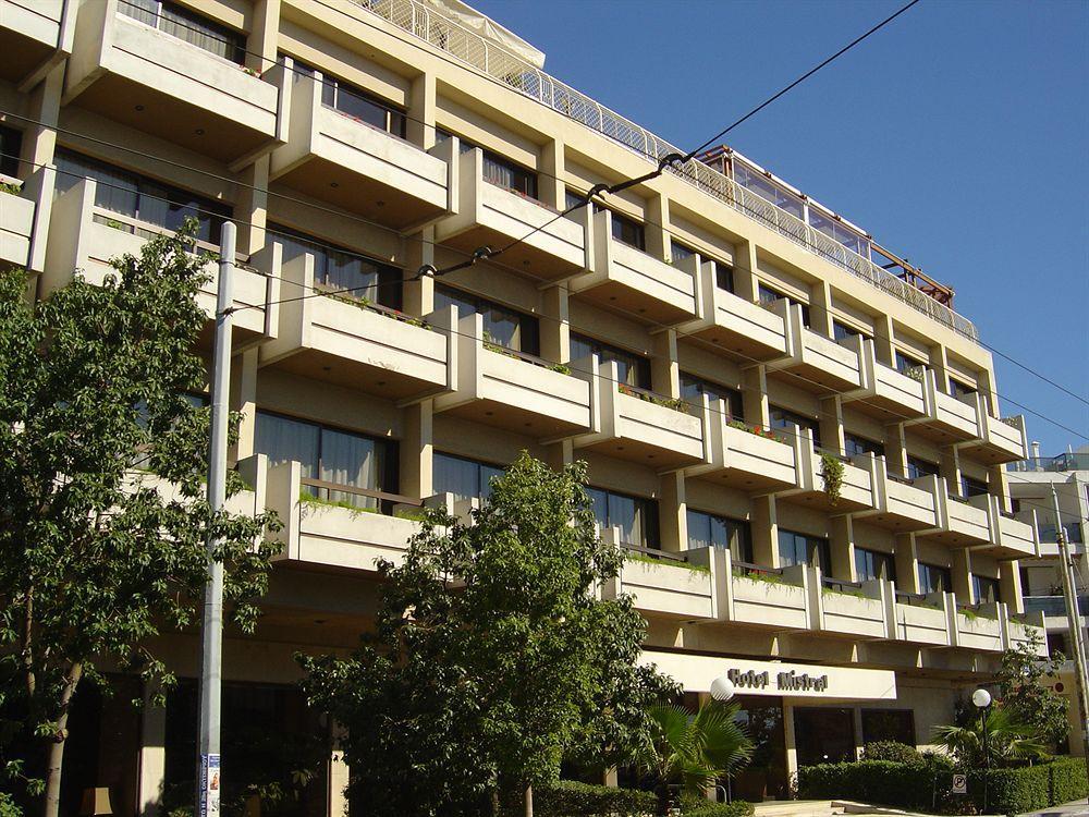 Hotel Mistral Pireus Exteriör bild